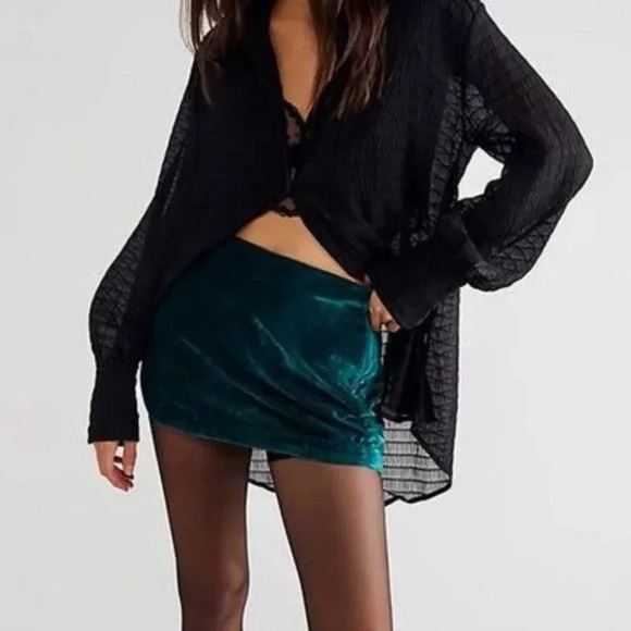 Free People Skirts Free People Vivienne Velvet Mini Skirt Size 2 - Picture 3 of 11